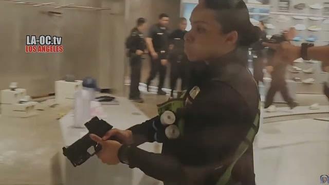 Major looting & total chaos in los angeles, california / anti-ice protests #mayhem #riots #iceraids Major looting & total chaos in los angeles, california / anti-ice protests #mayhem #riots #iceraids