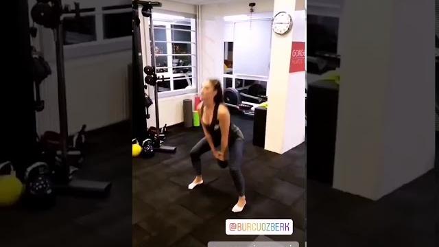 Burcu özberk Burcu özberk