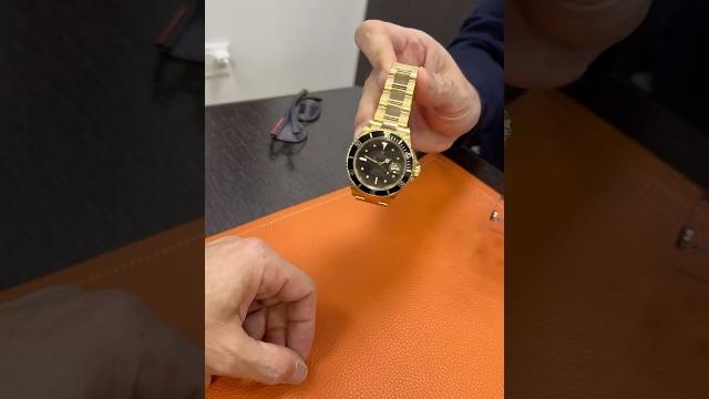 Live negotiation for a vintage “nipple dial” gold rolex submariner #rolex #watches #business #foryou Live negotiation for a vintage “nipple dial” gold rolex submariner #rolex #watches #business #foryou