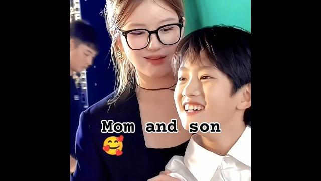 Zhaolusi drama son #socute #zhaolusi #mom #son Zhaolusi drama son #socute #zhaolusi #mom #son