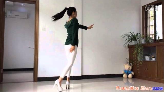 让爱领舞简单爵士风广场舞【艾and幼】 让爱领舞简单爵士风广场舞【艾and幼】