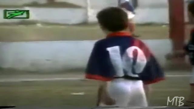 This is how lionel messi played before joining barcelona This is how lionel messi played before joining barcelona
