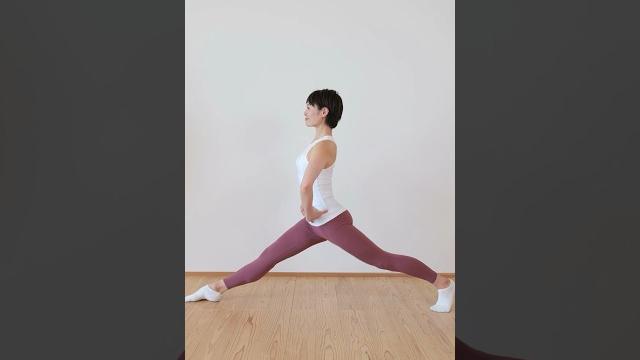 How to do the splits! #shorts #split #yoga #tutorial How to do the splits! #shorts #split #yoga #tutorial