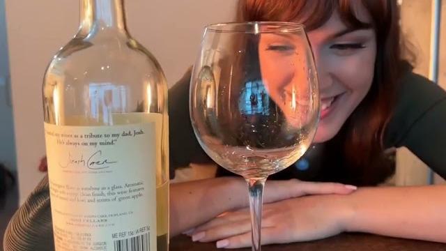 Giantess cousin - family reunion Giantess cousin - family reunion