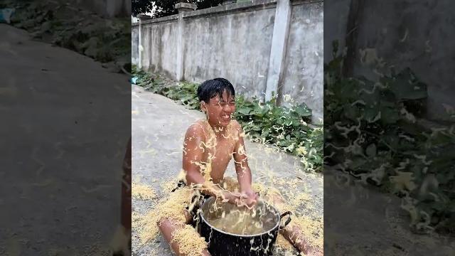 Toddler destroys 500 packs of mom’s noodles #couple #martialarts #funnyvideos #entertainment#comedy Toddler destroys 500 packs of mom’s noodles #couple #martialarts #funnyvideos #entertainment#comedy