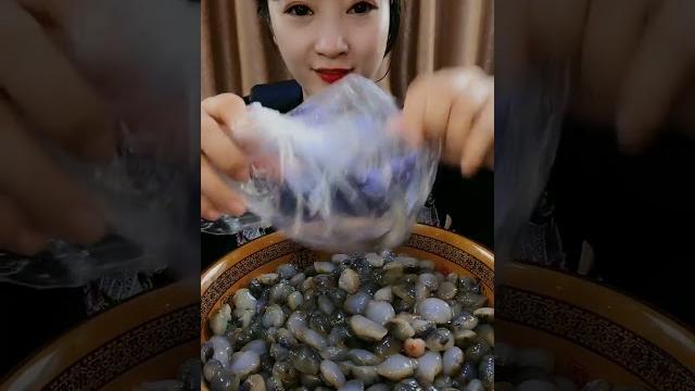 Spicy seafood mukbang tiktok chinese asmr eating sounds (crab,uni, octopus, squid, sashimi) Spicy seafood mukbang tiktok chinese asmr eating sounds (crab,uni, octopus, squid, sashimi)