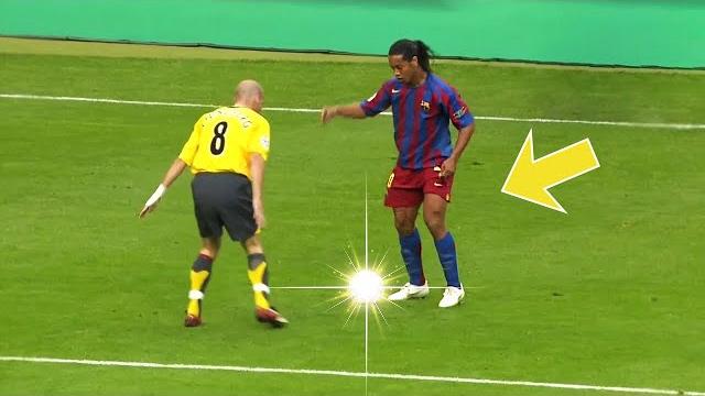 Ronaldinho skills will blow your mind! Ronaldinho skills will blow your mind!