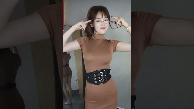 【巧小君】专栏 近景竖屏包臀慢摇热舞福利,非常顶节奏超强,更多专栏qq821570379 【巧小君】专栏 近景竖屏包臀慢摇热舞福利,非常顶节奏超强,更多专栏qq821570379