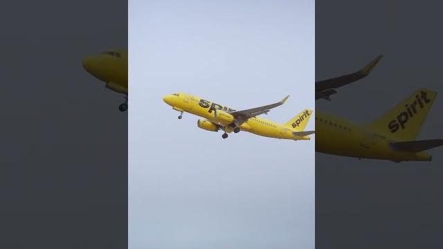 Spirit takeoff from @sna Spirit takeoff from @sna