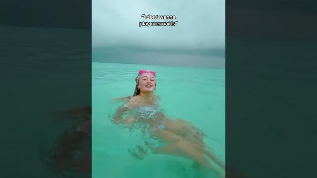 Can yall see the storm coming swimsuit are palm puff #fyp #beach #viral #summer #bahamas Can yall see the storm coming swimsuit are palm puff #fyp #beach #viral #summer #bahamas