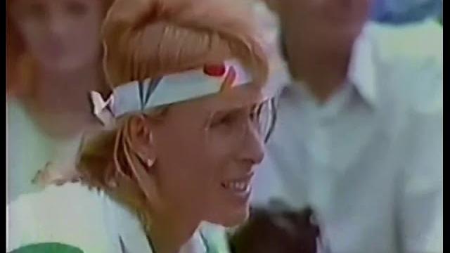 Martina navratilova vs chris evert wimbledon 1988 semifinal highlights (a classic tennis match) Martina navratilova vs chris evert wimbledon 1988 semifinal highlights (a classic tennis match)