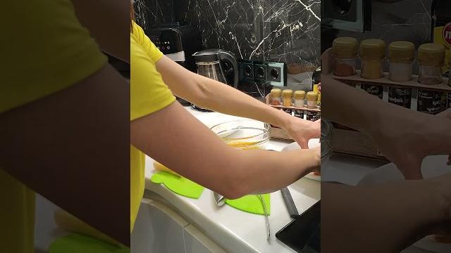 Кордон блю из курицы с ветчиной и сыром Кордон блю из курицы с ветчиной и сыром