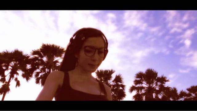 Dj kanom on the beach Dj kanom on the beach