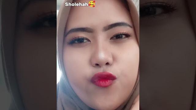 . solehah vs solehot . solehah vs solehot
