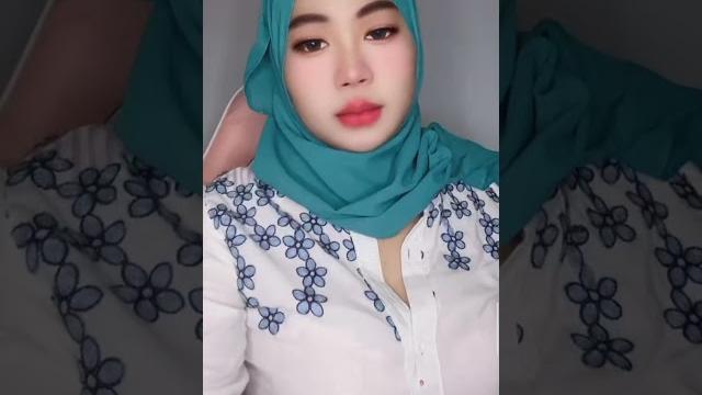 Bigo live jilbab baju putih ketat goyang, cewek cantik viral hot menarik #cantik #hidup #bigo #cewek Bigo live jilbab baju putih ketat goyang, cewek cantik viral hot menarik #cantik #hidup #bigo #cewek