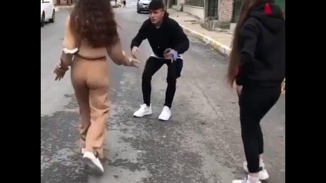 Özlem aksoy muhteşemm kalça Özlem aksoy muhteşemm kalça