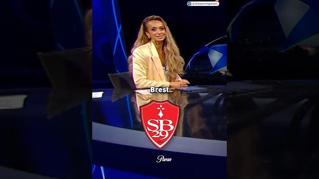 Brest had micah and carragher giggling Brest had micah and carragher giggling