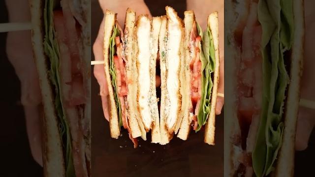 Crispy chicken club #sandwich Crispy chicken club #sandwich