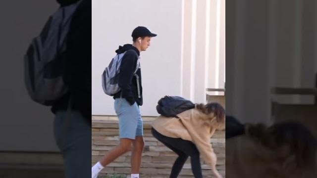 Bending over in front of strangers️ Bending over in front of strangers️