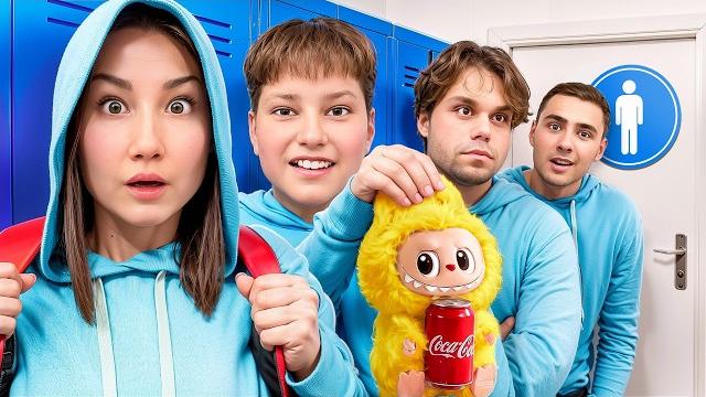 Пробралась в школу для мальчиков ! нашла редкую лабубу! Пробралась в школу для мальчиков ! нашла редкую лабубу!