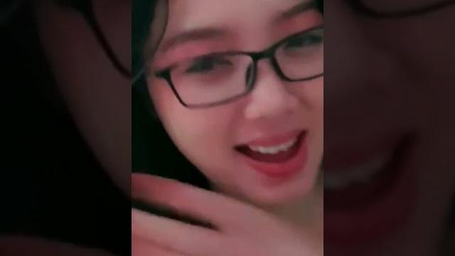 Lea julia suara bisikan julia Lea julia suara bisikan julia