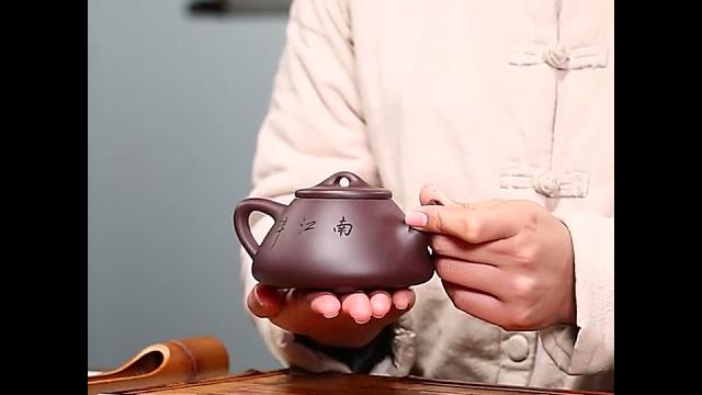 手工刻繪江南水鄉子治石瓢壺nt$2300(點標題可購買) 手工刻繪江南水鄉子治石瓢壺nt$2300(點標題可購買)