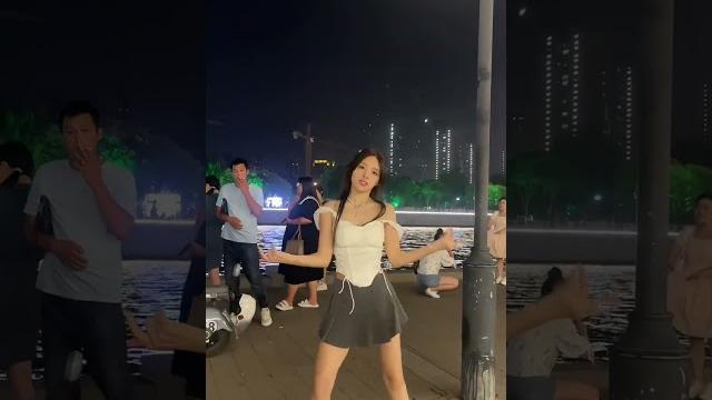 艾特你好哥们来看 #加特林舞蹈 #浅跳一下 #阿梓不可爱尬舞 @阿梓不可爱o3x929aibapk6ivy @阿梓才三岁o3xzeykmcz2ycpyi @快手弹幕o3xrp73cwb9z 艾特你好哥们来看 #加特林舞蹈 #浅跳一下 #阿梓不可爱尬舞 @阿梓不可爱o3x929aibapk6ivy @阿梓才三岁o3xzeykmcz2ycpyi @快手弹幕o3xrp73cwb9z