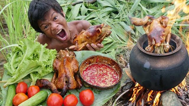 Primitive technology - kmeng prey - cooking chicken in clay pot Primitive technology - kmeng prey - cooking chicken in clay pot