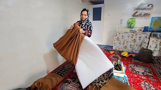 "sewing a mattress for ayhan and putting wood on the porch columns with the help of ali and abu" "sewing a mattress for ayhan and putting wood on the porch columns with the help of ali and abu"