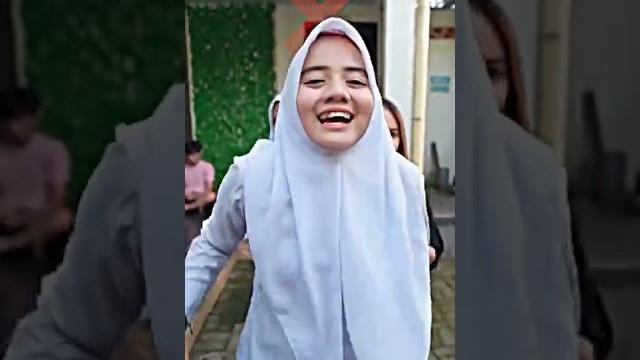 Sabar cheryllfs#shorts #putihabuabu Sabar cheryllfs#shorts #putihabuabu
