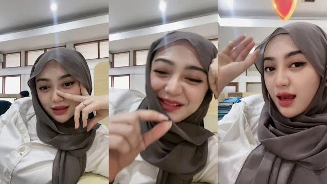 Evanurasyifa live tiktok mainin bibir🫦 Evanurasyifa live tiktok mainin bibir🫦