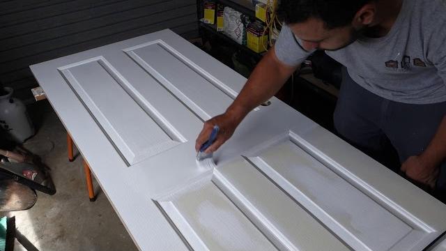 How to paint a door - beginners guide How to paint a door - beginners guide