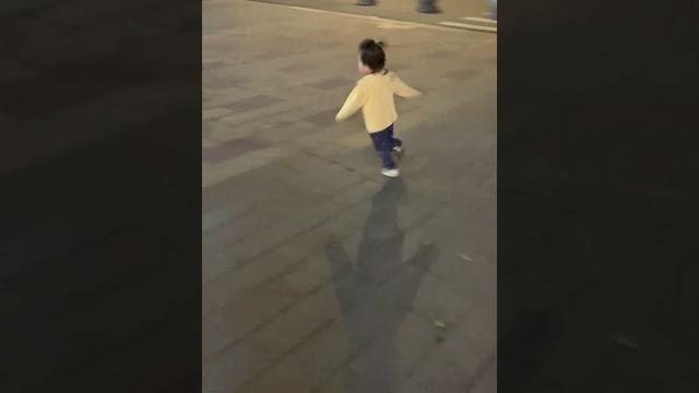 记录宝宝成长,糖糖小朋友怒吼宝宝,把宝宝吓走,宝宝25个月 记录宝宝成长,糖糖小朋友怒吼宝宝,把宝宝吓走,宝宝25个月