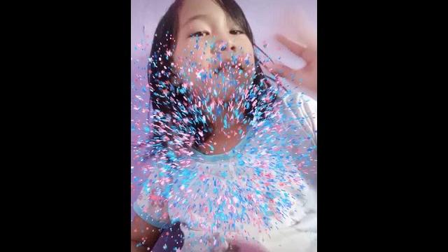 Like putri naya Like putri naya