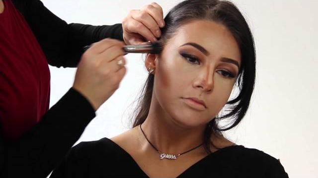 Make - up artist: ayşe koçak Make - up artist: ayşe koçak