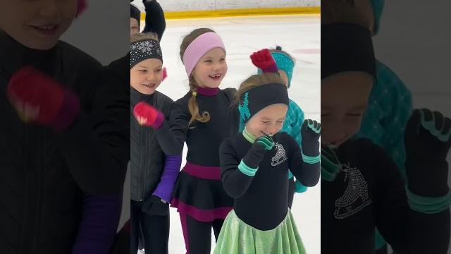 Младшая группа на летних сборах в москве #figureskating #фигурноекатание #фигурист #дети #сборы Младшая группа на летних сборах в москве #figureskating #фигурноекатание #фигурист #дети #сборы