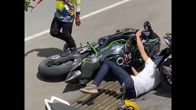 Kawasaki ninja h2 crash Kawasaki ninja h2 crash