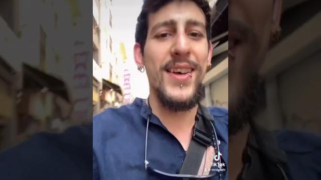 Türk kızları neden zenci sever? Türk kızları neden zenci sever?