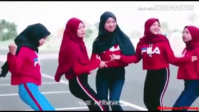 Di wik wik terbaru full bass Di wik wik terbaru full bass