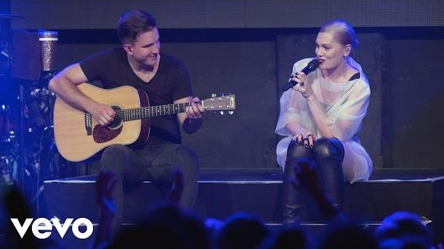 Jessie j - who you are (live @ volkswagen garage sound) Jessie j - who you are (live @ volkswagen garage sound)