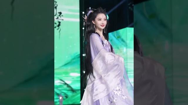 #hanfu #汉服hanfu#hanfuchinese#clothes#girl#beautifulgirls #中国汉服 #fyp#汉衣华裳 #国风大赏 #fashion#charm#shorts #hanfu #汉服hanfu#hanfuchinese#clothes#girl#beautifulgirls #中国汉服 #fyp#汉衣华裳 #国风大赏 #fashion#charm#shorts