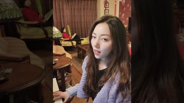 刚想皮一下用美声唱,被鸡毛掸子吓回来了,正常版#手心的蔷薇 刚想皮一下用美声唱,被鸡毛掸子吓回来了,正常版#手心的蔷薇