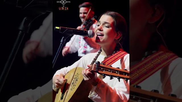 Maria chivu's resounding voice gets the crowd moving! Maria chivu's resounding voice gets the crowd moving!