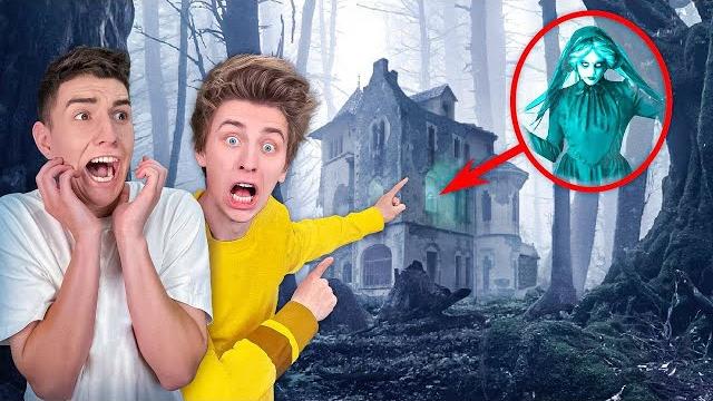 Ночь в заброшенном замке с призраками ! Ночь в заброшенном замке с призраками !