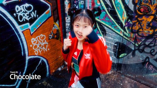 Chuu 'chocolate' (official audio) Chuu 'chocolate' (official audio)