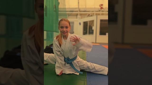 Уселась тут поперечный шпагат от андреевой таисии #казань #каратэ #karategirl #karate #sports Уселась тут поперечный шпагат от андреевой таисии #казань #каратэ #karategirl #karate #sports