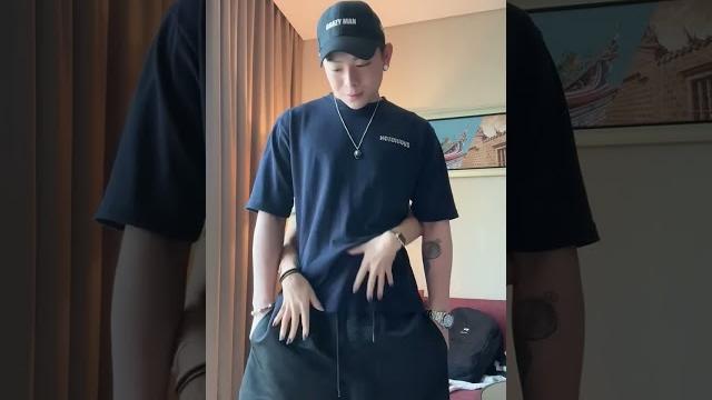 好害羞!和瘋男nick一起跳舞 #shorts #跳舞 好害羞!和瘋男nick一起跳舞 #shorts #跳舞
