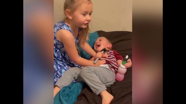 Tickle fight! Tickle fight!