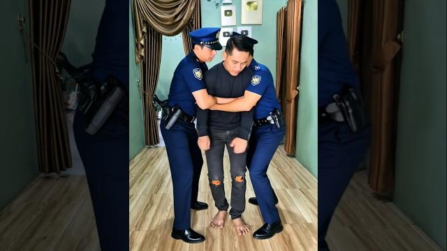 Ayah abidzar dibawa polisi️ (ai) Ayah abidzar dibawa polisi️ (ai)