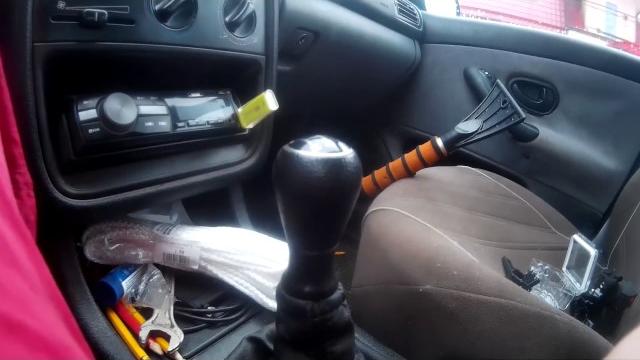 Peugeot 406 болтается рыча кпп ч.1 Peugeot 406 болтается рыча кпп ч.1